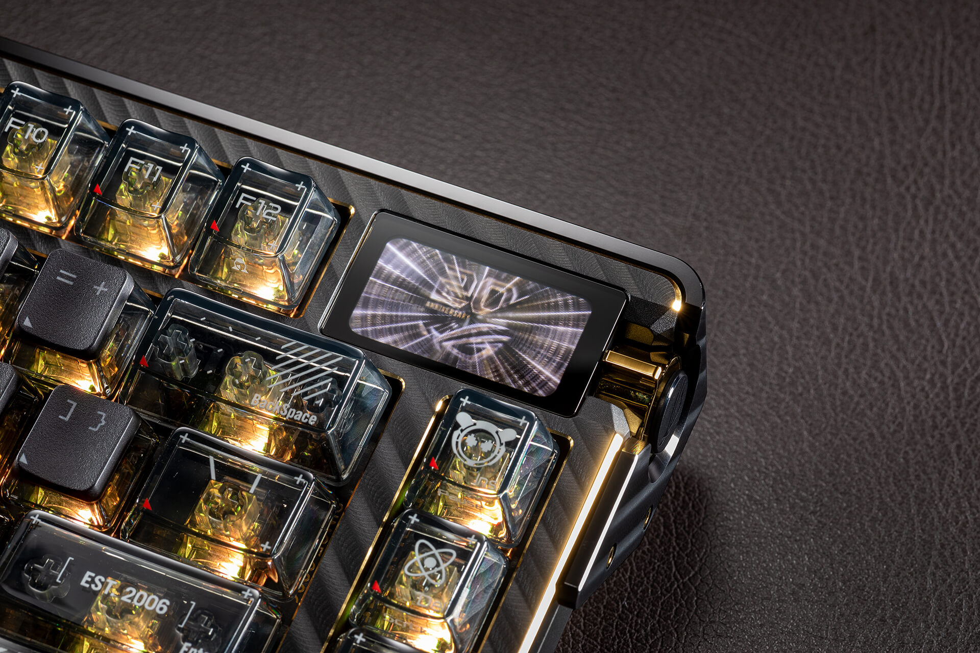 OLED Touchscreen & Three-Way Control Knob