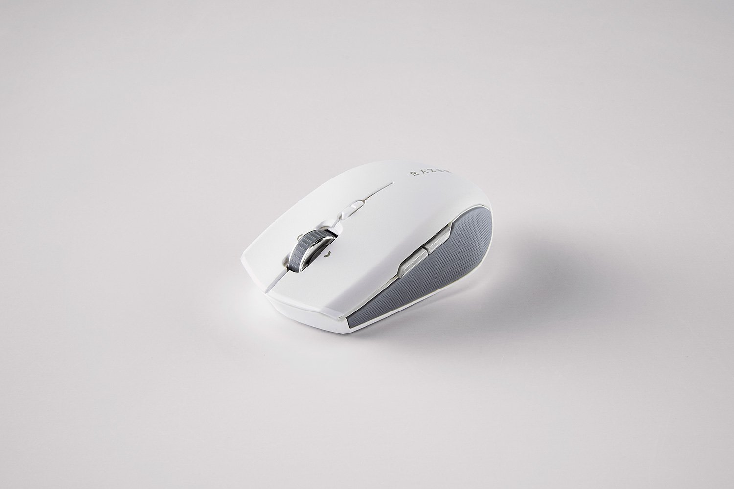 Razer Pro Click Mini 人體工學無線滑鼠