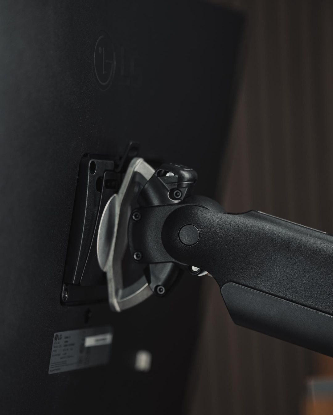 Colebrook Bosson Saunders Flo X Monitor Arm 3-18KG 顯示器支架(白色)