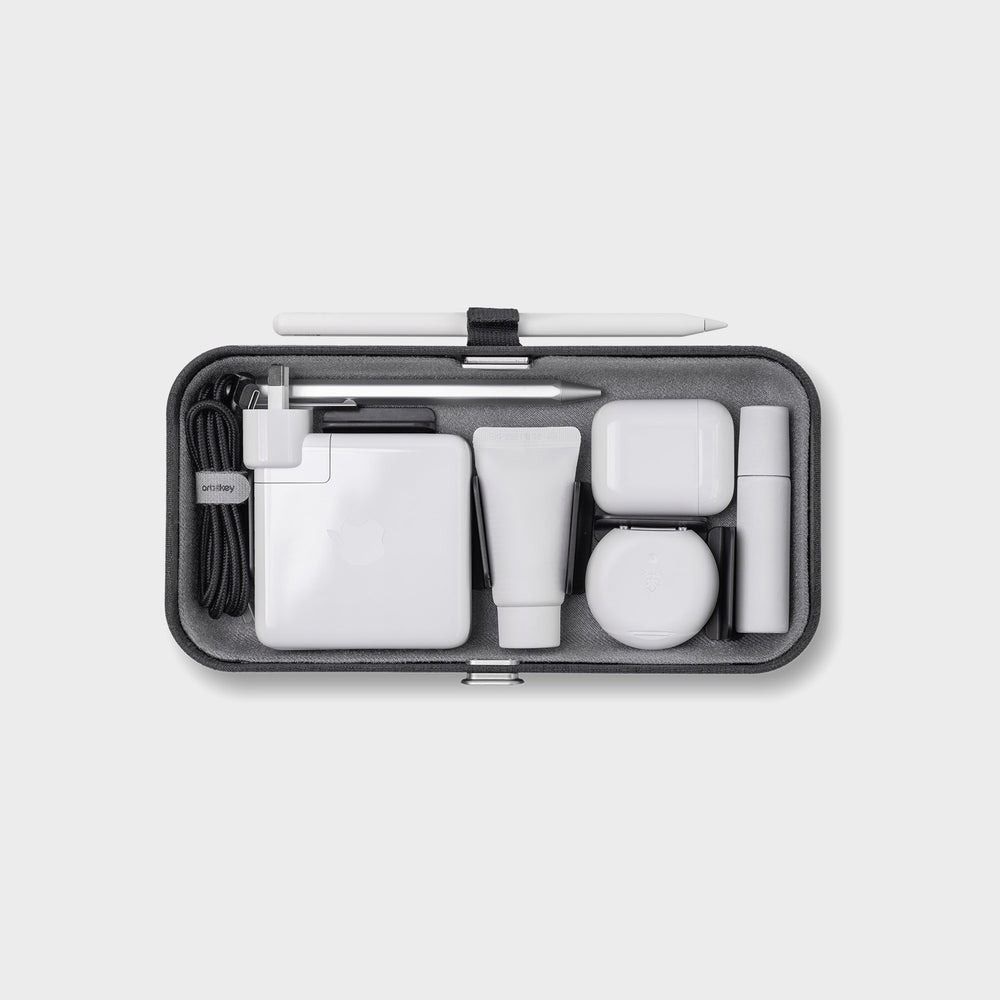 Orbitkey Nest V2 Desktop Organiser 內置無線充電收納盒(黑色)