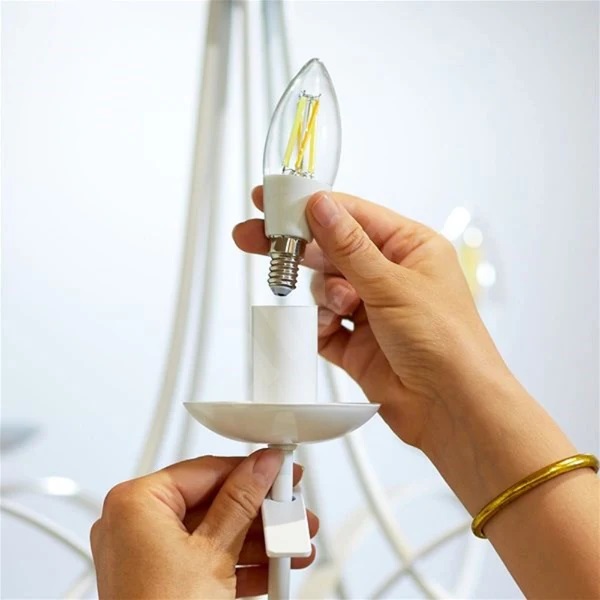 WiZ 冷暖白光 40W C35 E14 Wi-Fi 仿鎢絲 LED 智能燈泡