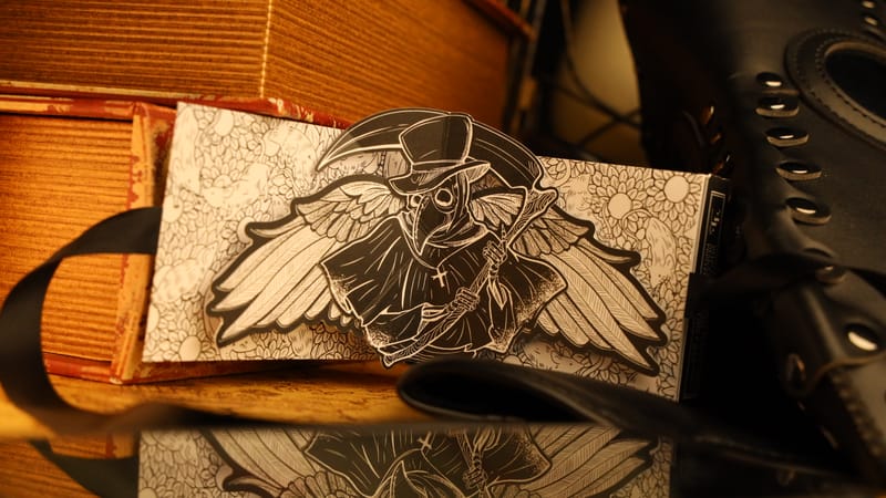 Room One Cards《瘟疫醫生：PLAGUE DOCTOR》Playing Cards 啤牌(BLACKOUT PLAGUE EDITION)