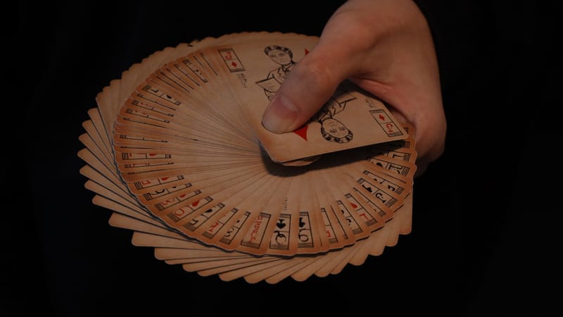 Room One Cards《FATHER OF THE ATOMIC BOMB: OPPENHEIMER》Playing Cards 啤牌(RADIANCE EDITION)