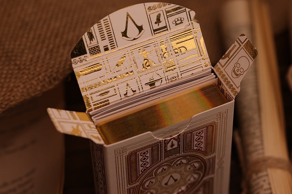 Room One Cards《刺客信條：Assassins Creed Legacy》Playing Cards 啤牌(WHITE SIGNATURE Edition)