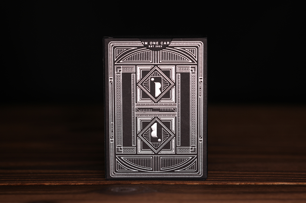 Room One Cards《Roots》Playing Cards 啤牌(Walnut Edition)