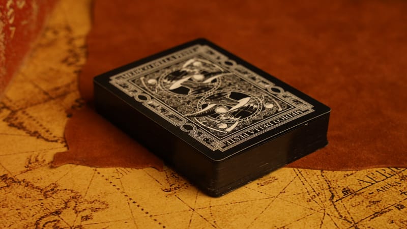 Room One Cards《瘟疫醫生：PLAGUE DOCTOR》Playing Cards 啤牌(BLACKOUT PLAGUE EDITION)