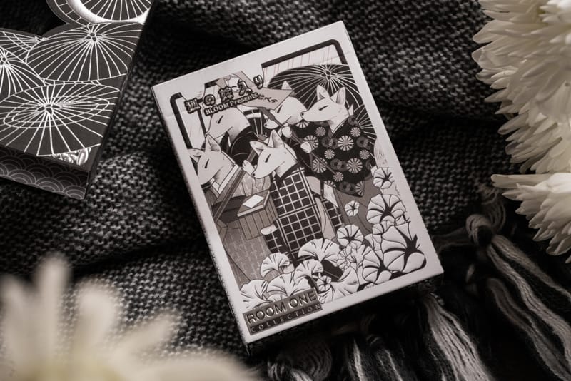 Room One Cards《The Foxs Wedding》Playing Cards 啤牌(GHOSTLIGHT  Edition)