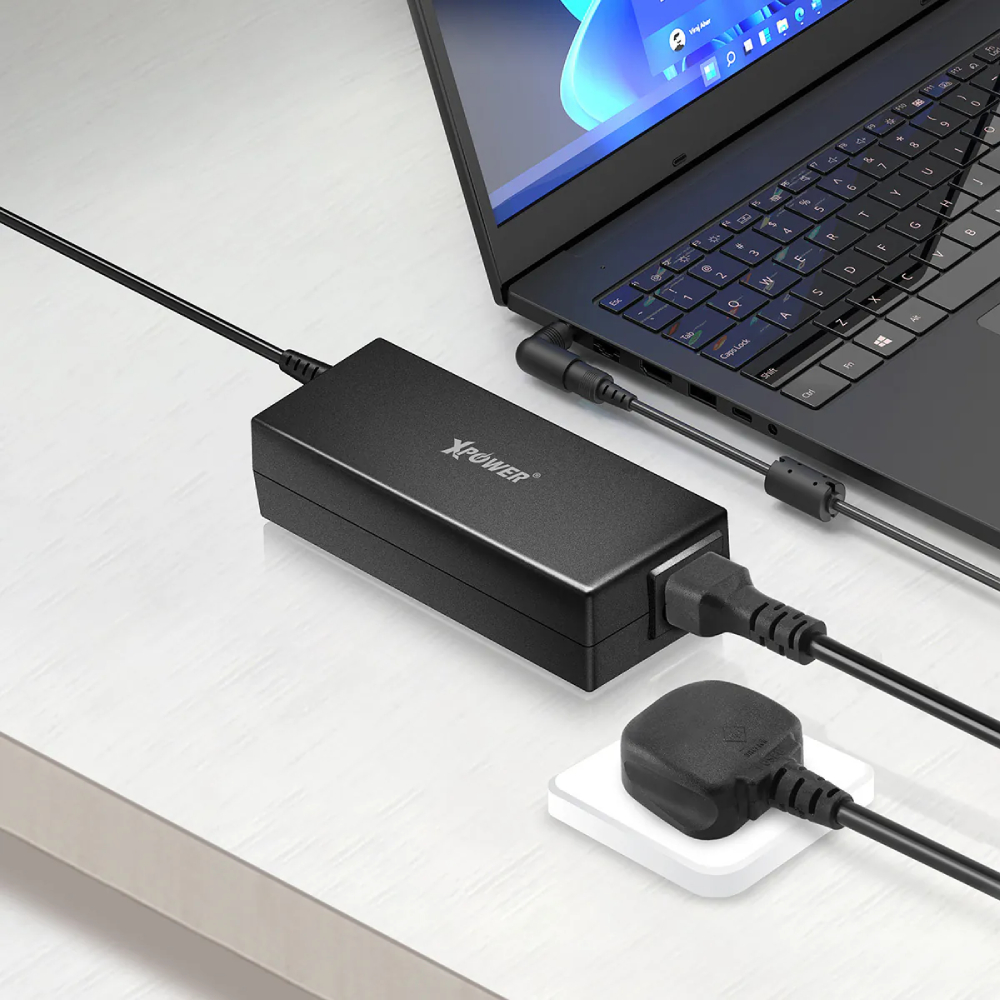 XPower LA1 萬用手提電腦充電器(Black)