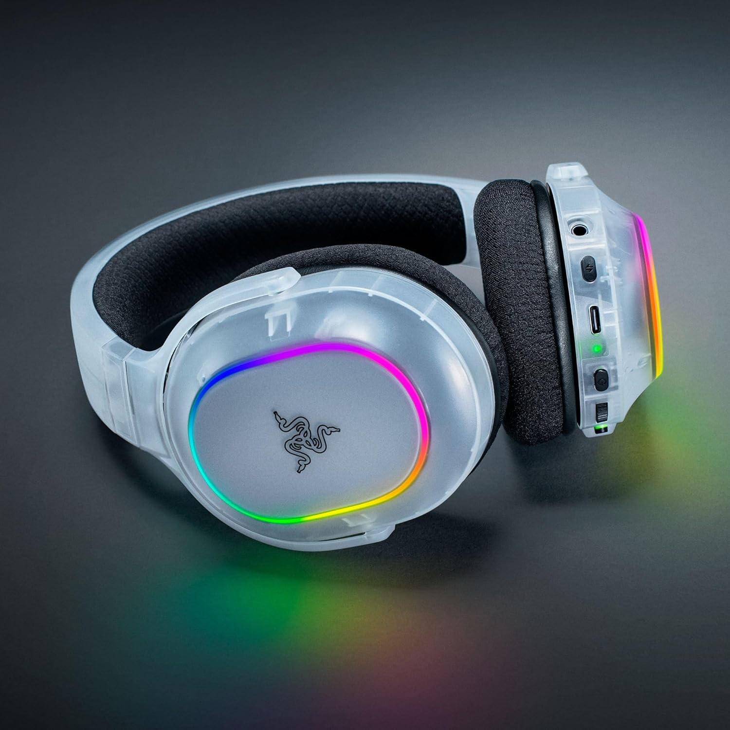 Razer Barracuda X Chroma 多平台無線藍牙遊戲耳機(Phantom White Edition)
