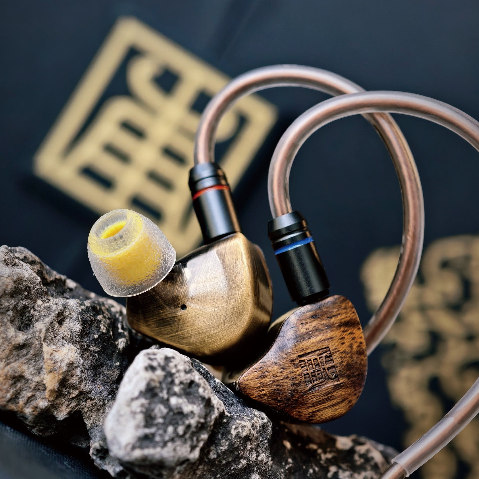 TANGZU 唐族 杜甫下闕 有線(可換線)入耳式耳機