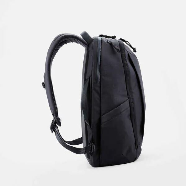 ELECOM MNL City Backpack 21L 城市穿梭背包(黑色)
